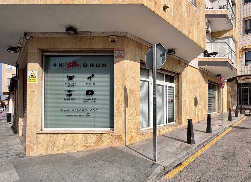 Commerce de détail dans Torrevieja à vendre - Photo du bâtiment - Image 3 de 15