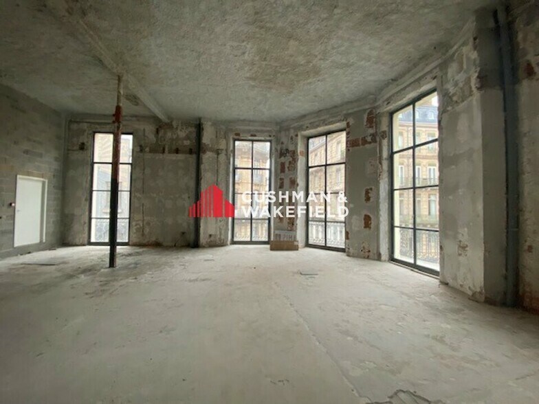 59 Rue D'Alsace Lorraine, Toulouse for lease - Interior Photo - Image 3 of 6