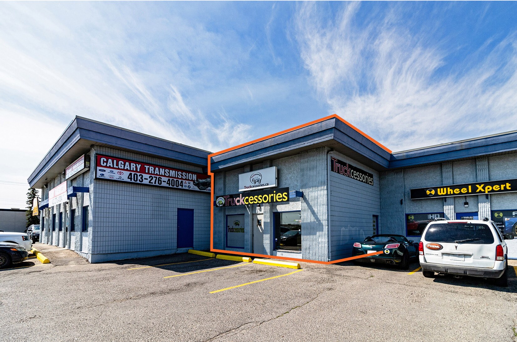 4135 Edmonton Trl NE, Calgary, AB for sale Primary Photo- Image 1 of 1