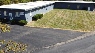 Plus de détails pour 10 Rhoda St, Farrell, PA - Local d'activités à louer