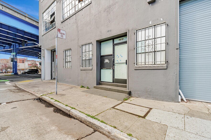 1606 Harrison St, San Francisco, CA à vendre - Photo du bâtiment - Image 3 de 28
