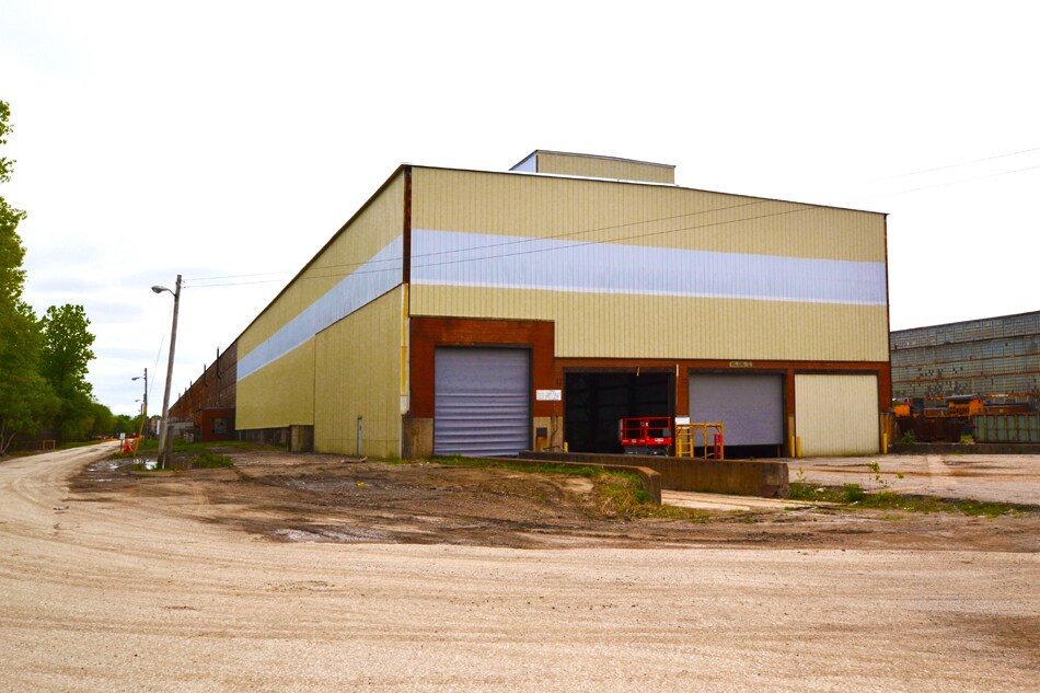 1001 College St, Madison, IL for lease Building Photo- Image 1 of 17