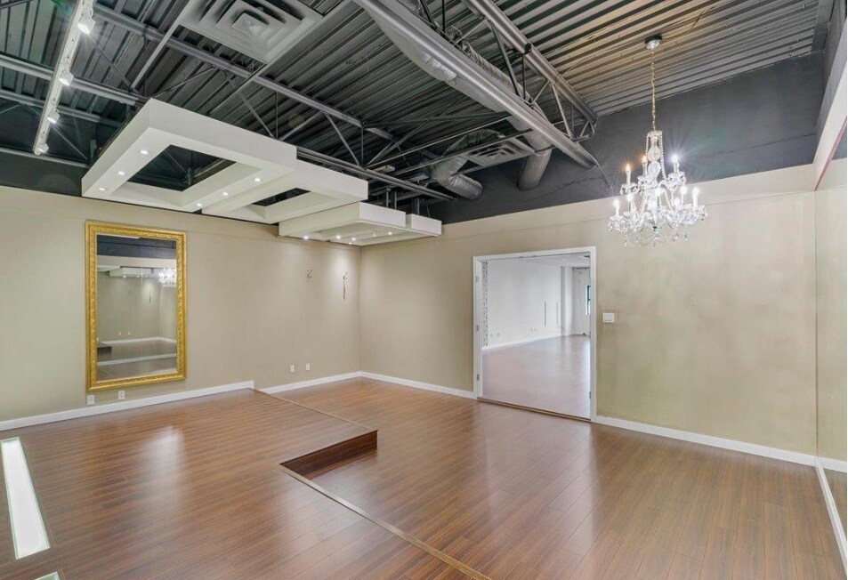 13982 Cambie Rd, Richmond, BC V6V 2K2 - Unit 143 -  - Interior Photo - Image 1 of 6