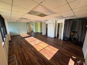 1130 S Semoran Blvd, Orlando, FL for lease Interior Photo- Image 2 of 15