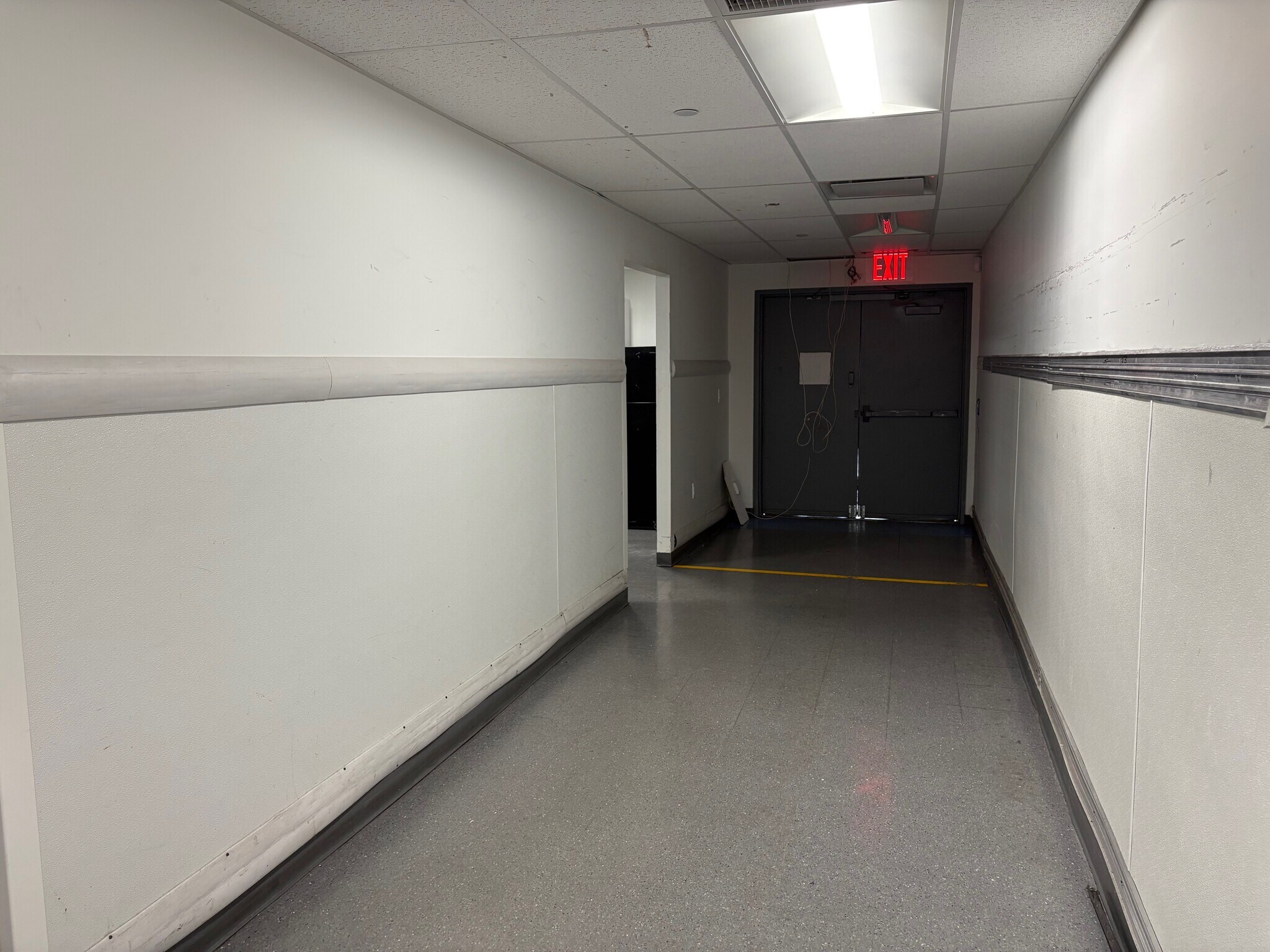 11020 Flatlands Ave, Brooklyn, NY for lease Interior Photo- Image 1 of 10