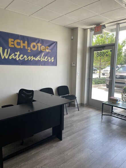 2610 SE Market Pl, Stuart, FL à louer - Photo intérieure - Image 3 de 4