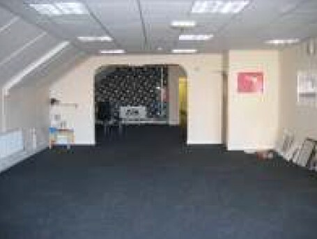 102-104 Victoria St, Grimsby à louer - Photo du bâtiment - Image 2 de 3