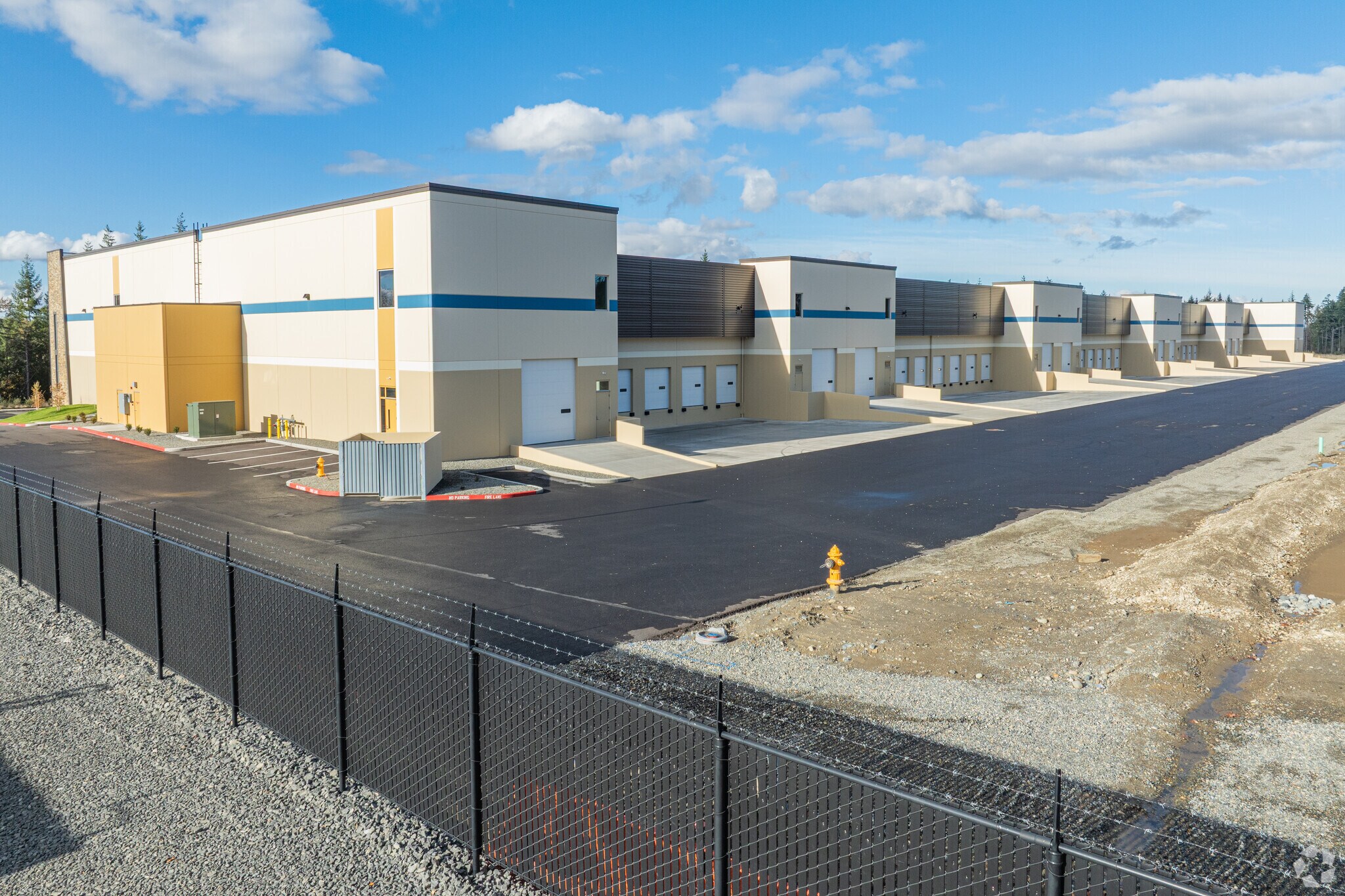 14621 170th Ave E, Bonney Lake, WA for sale Primary Photo- Image 1 of 6