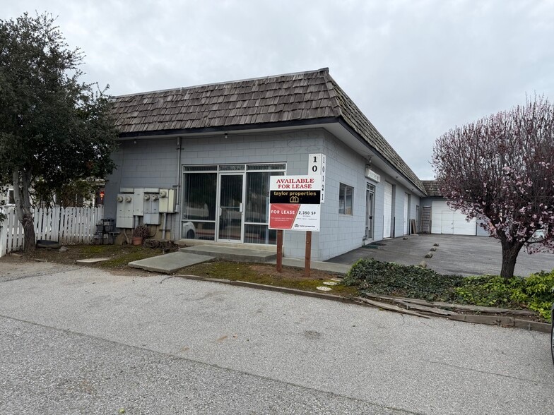 10121 Imperial Ave, Cupertino, CA à louer - Photo du bâtiment - Image 1 de 6