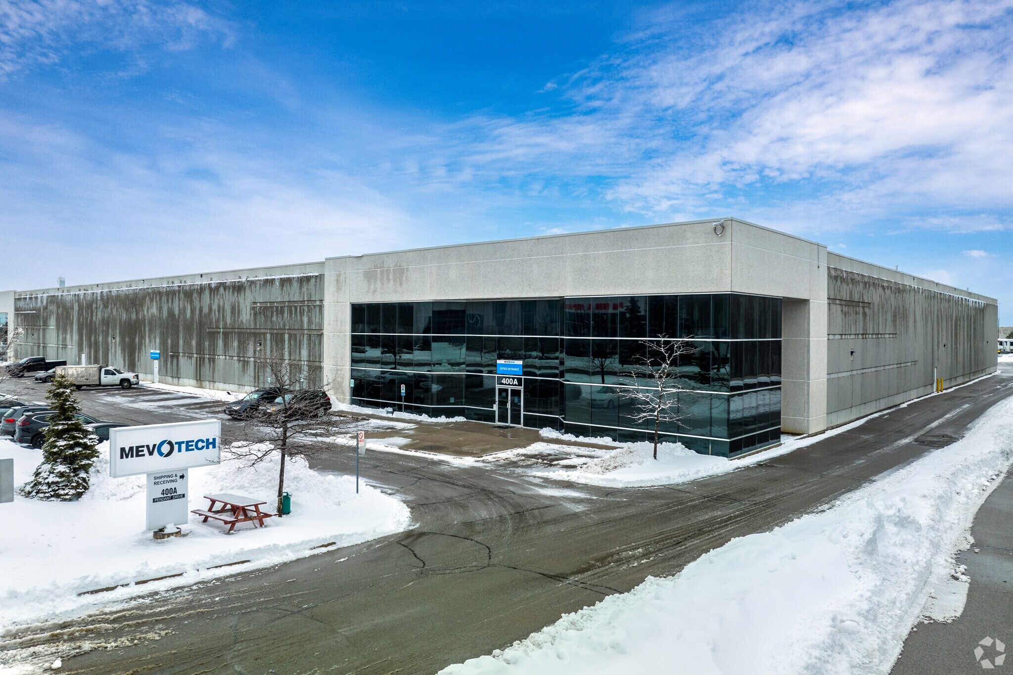 400 Pendant Dr, Mississauga, ON à vendre Photo du bâtiment- Image 1 de 1