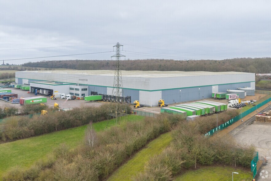 1-5 Claudius Way, Wellingborough à louer - Photo du bâtiment - Image 2 de 2