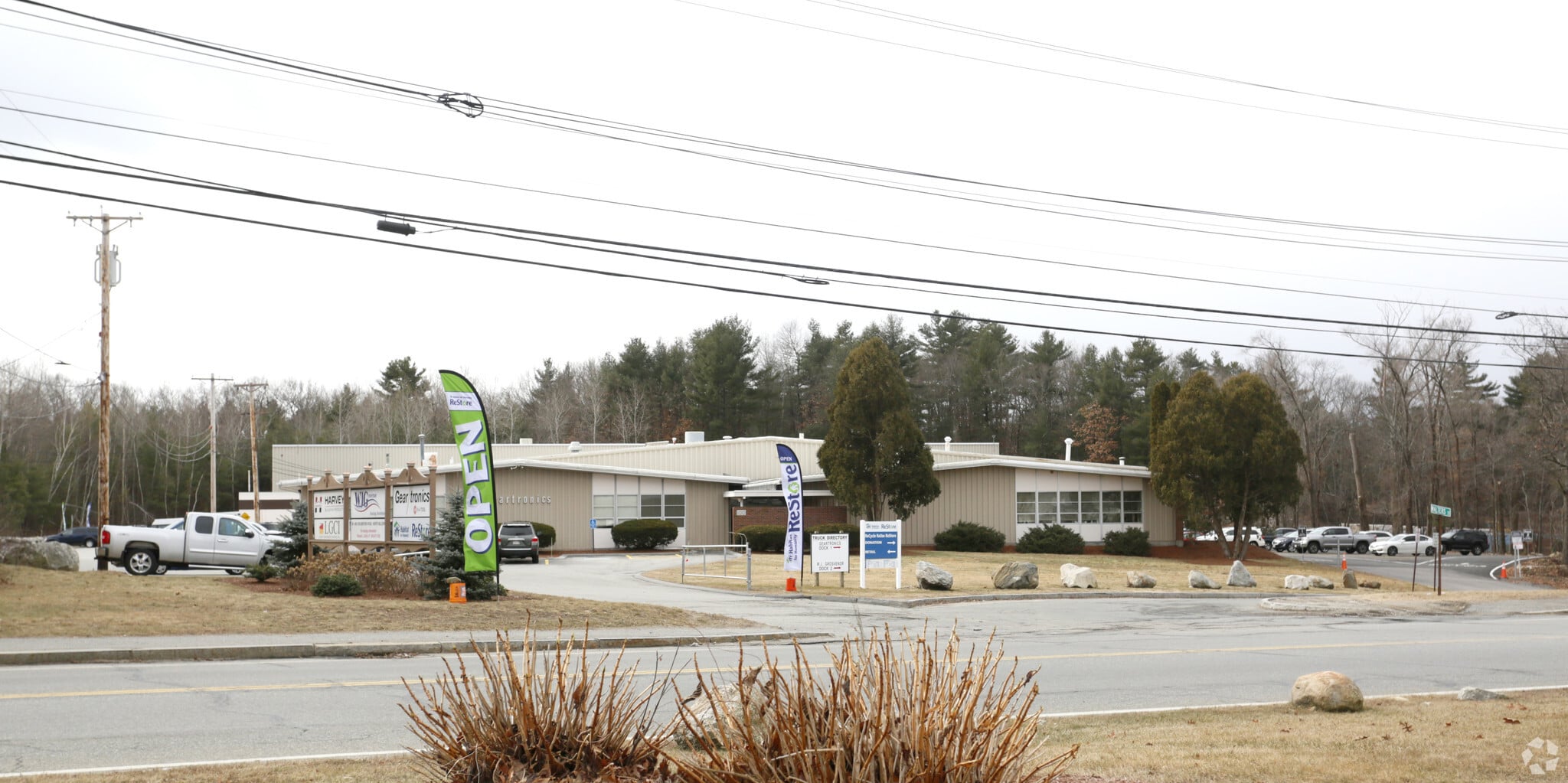 100 Chelmsford Rd, Billerica, MA for lease Primary Photo- Image 1 of 3