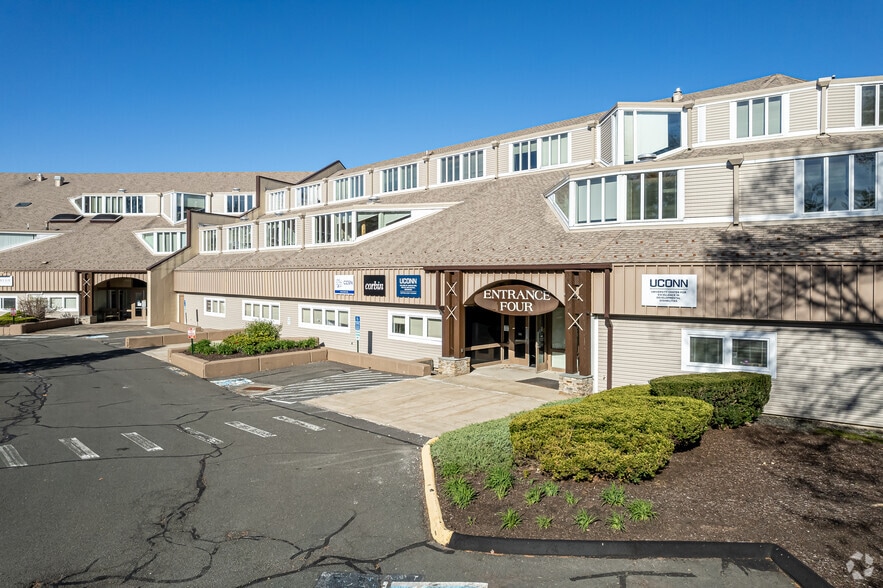 270 Farmington Ave, Farmington, CT for lease - Building Photo - Image 2 of 6