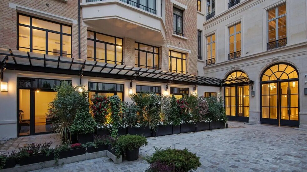 119 Rue De Lille, Paris for lease - Building Photo - Image 3 of 9