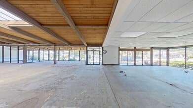 811-897 Silver Spur Rd, Rolling Hills Estates, CA for lease Interior Photo- Image 1 of 7