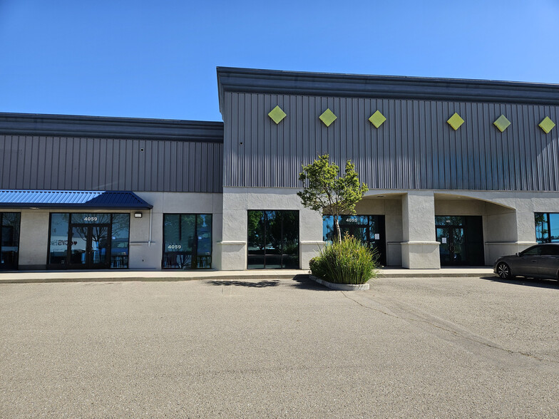 4055-4139 Calloway Circle, Stockton, CA for lease - Primary Photo - Image 1 of 11