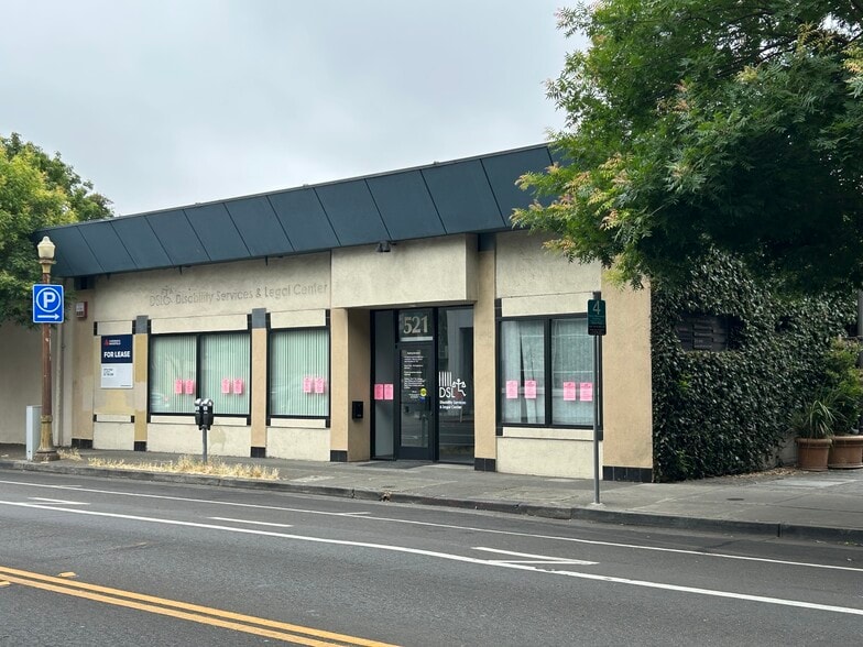 521 Mendocino Ave, Santa Rosa, CA for lease - Building Photo - Image 1 of 8