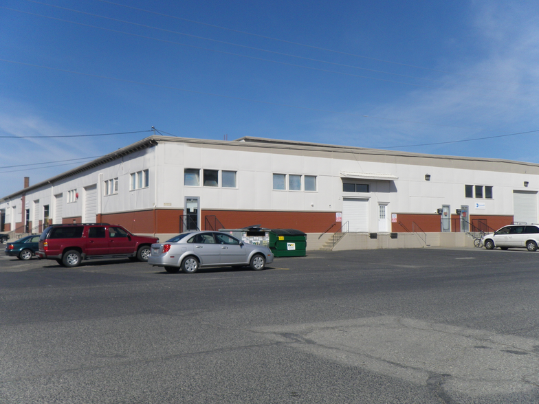 3808 N Sullivan Rd, Spokane Valley, WA for lease - Building Photo - Image 2 of 3