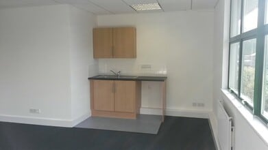 Blenheim Rd, Epsom for lease Interior Photo- Image 2 of 5