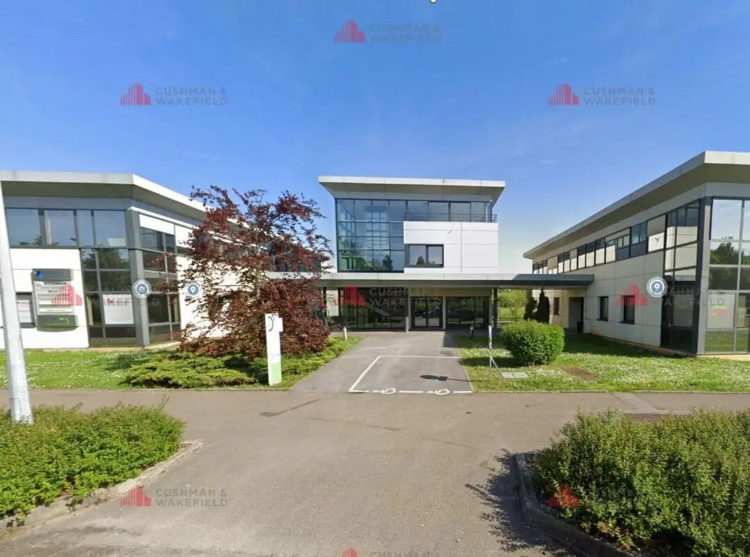 Office in Besançon for lease Building Photo- Image 1 of 5