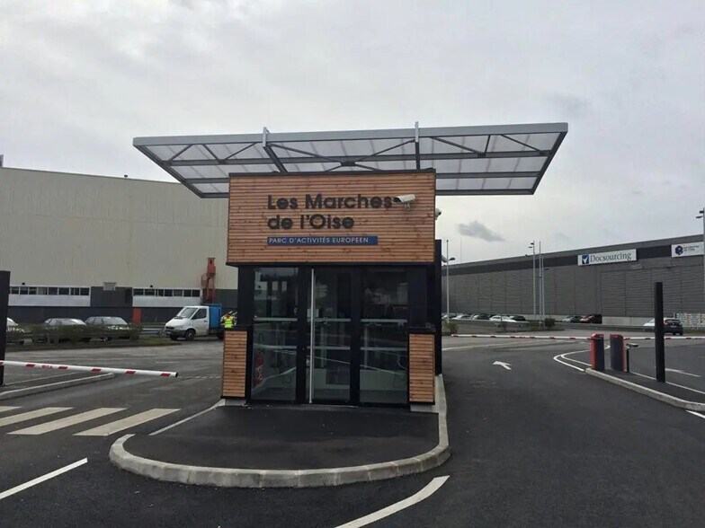 Flex dans Creil à louer - Photo du bâtiment - Image 3 de 6