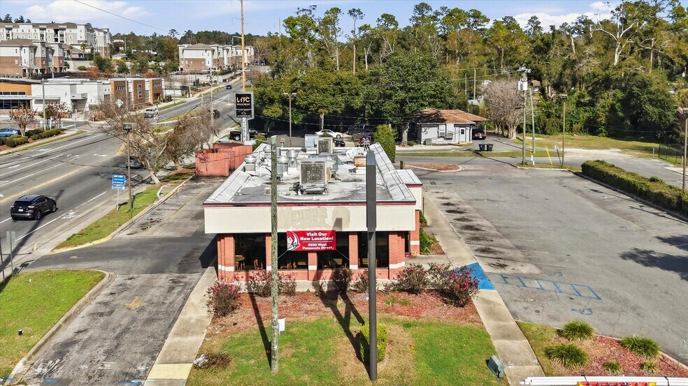 1950 W Pensacola St, Tallahassee, FL à louer - Photo du bâtiment - Image 3 de 23