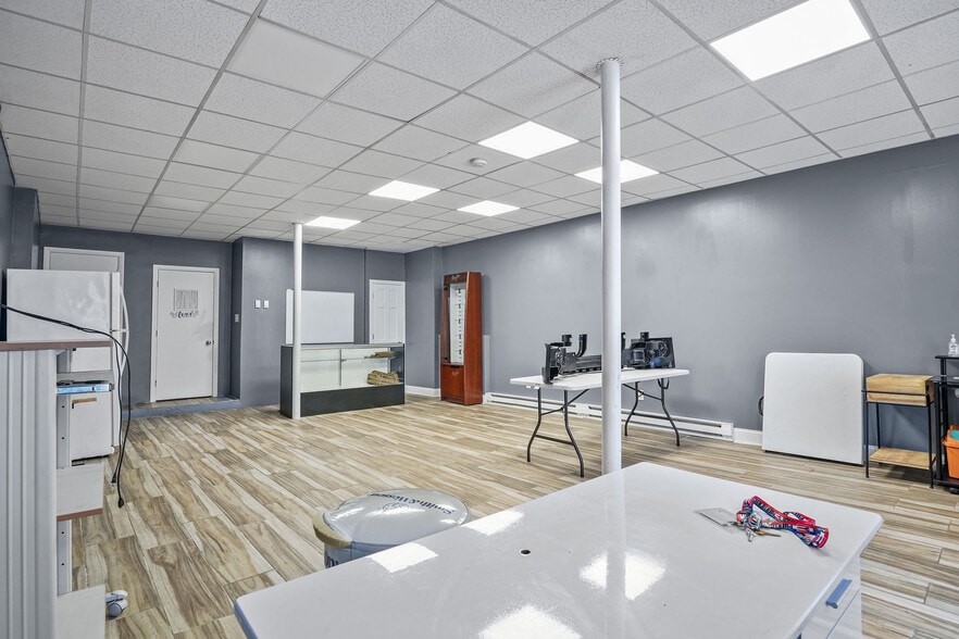 1792-1806 Pleasant St, Fall River, MA for sale - Building Photo - Image 3 of 21