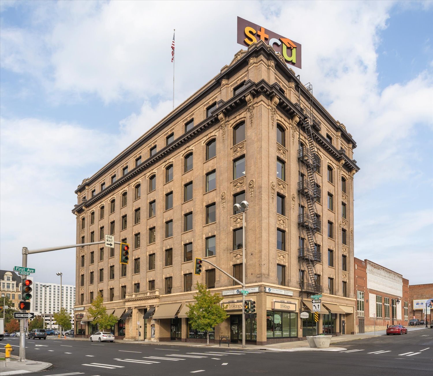 1-15 S Washington St, Spokane, WA à louer Photo du bâtiment- Image 1 de 17