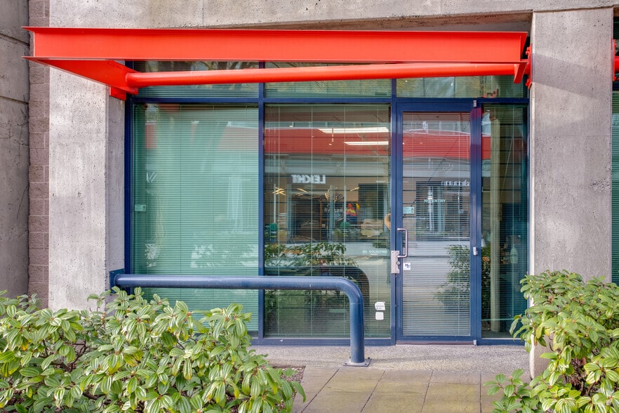 1639 W 2nd Ave, Vancouver, BC for lease - Building Photo - Image 2 of 6