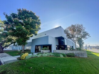 Plus de détails pour 13971 Yorba Ave, Chino, CA - Industriel à louer