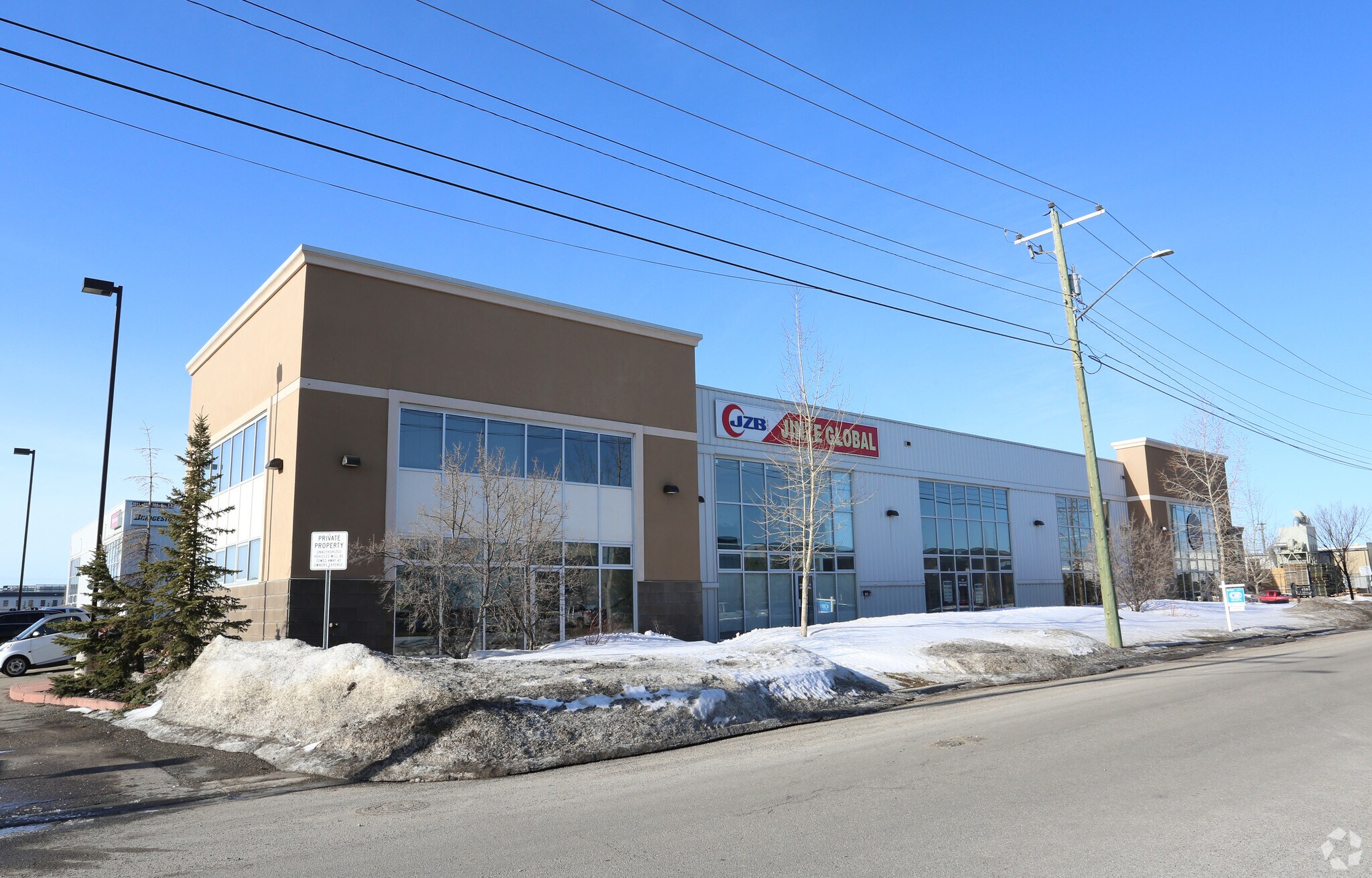 4385 104th Ave SE, Calgary, AB à vendre Photo principale- Image 1 de 1