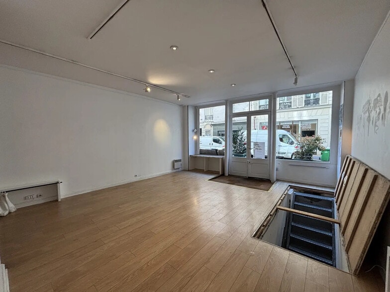 14 Rue De La Grange Batelière, Paris for lease - Interior Photo - Image 2 of 16