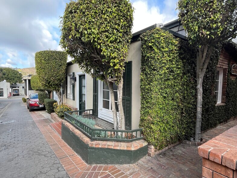 265 Laguna Ave, Laguna Beach, CA à louer - Photo du bâtiment - Image 2 de 9
