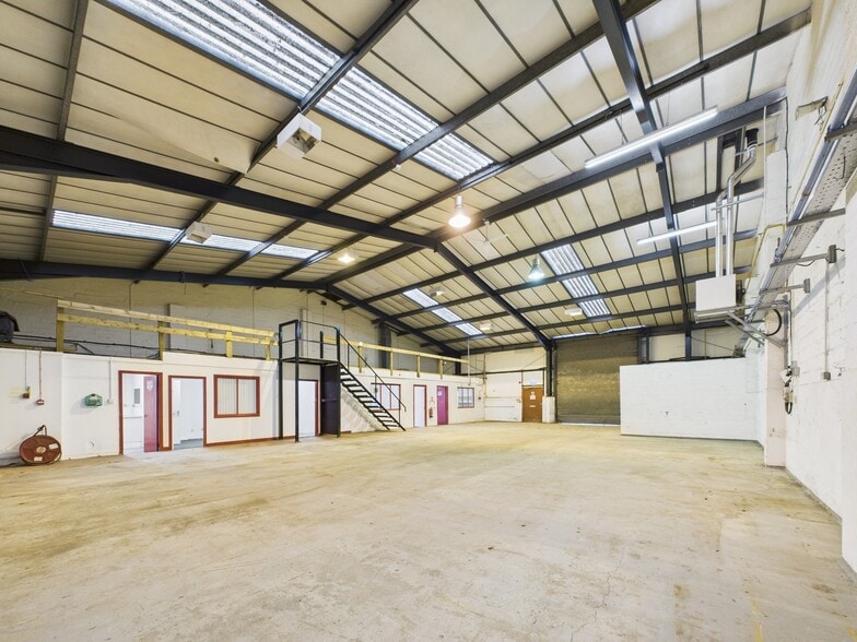 Woodlands Dr, Dyce for lease - Building Photo - Image 3 of 4