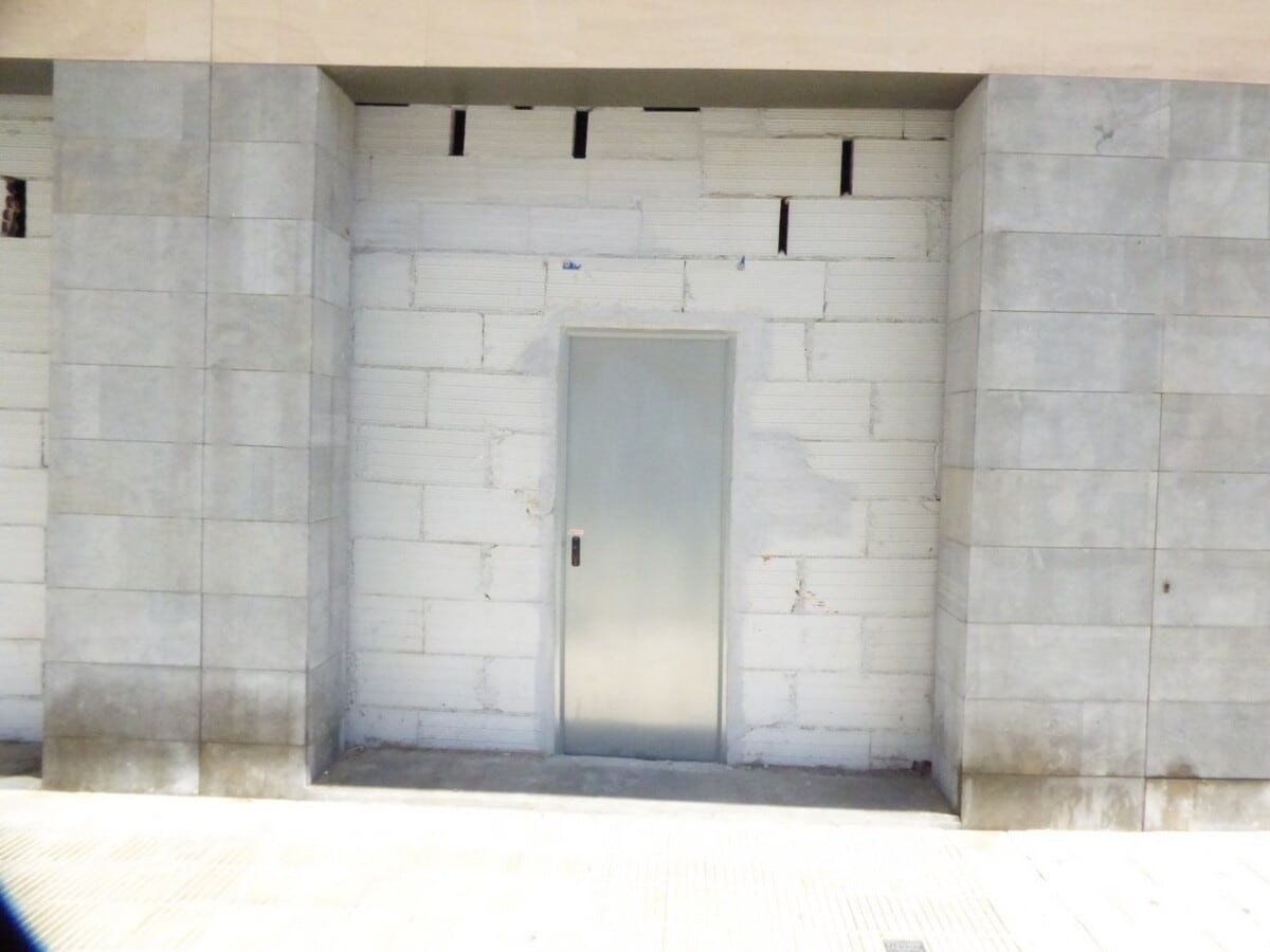 Igualada, BAR 08700 - Unité 2 - - Photo intérieure - Image 1 of 4