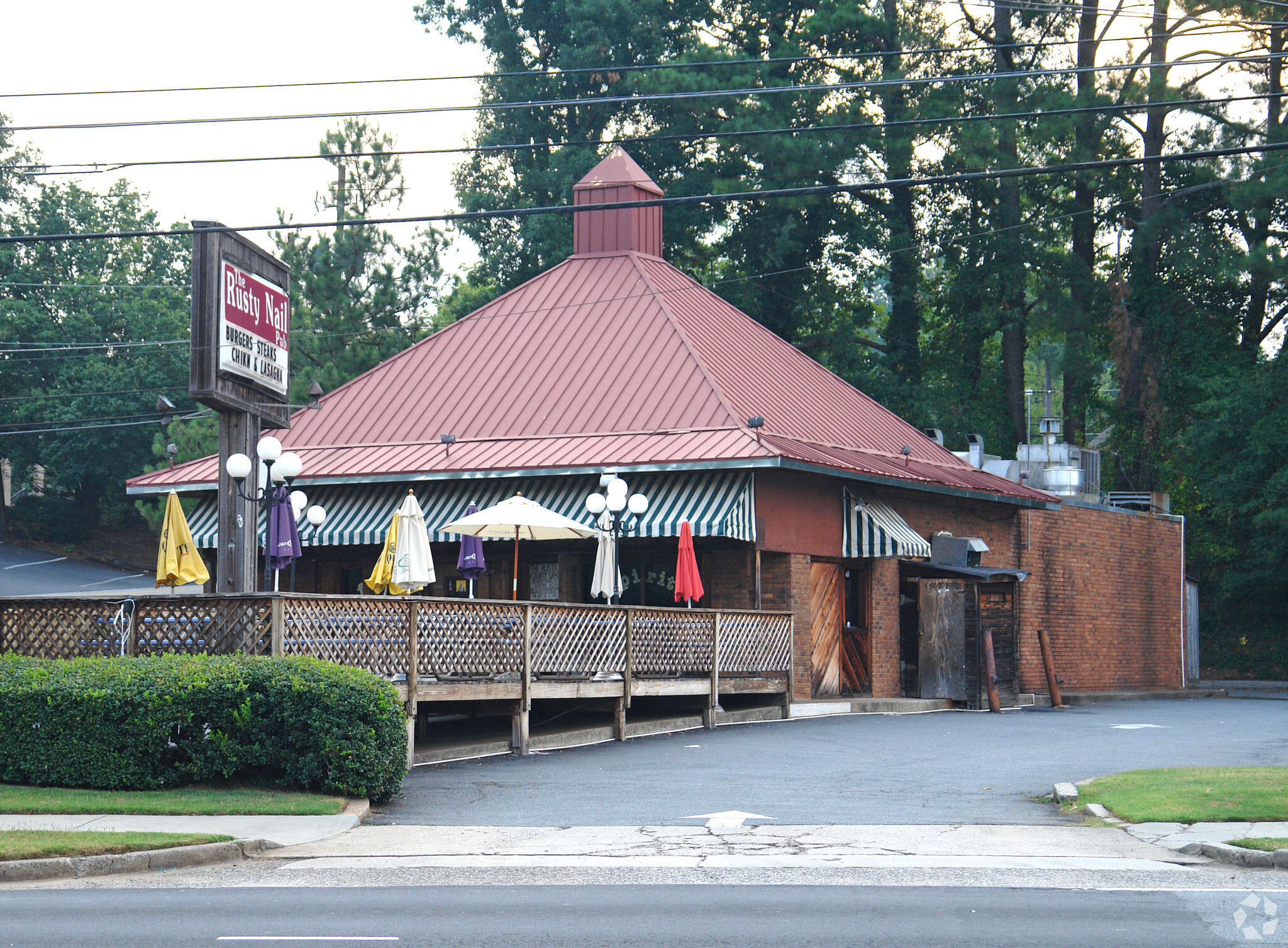 8549 NE Roswell Rd, Atlanta, GA for sale Primary Photo- Image 1 of 1