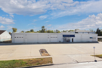 More details for 106 Oak Creek Plz, Bloomington, IL - Office, Industrial for Lease