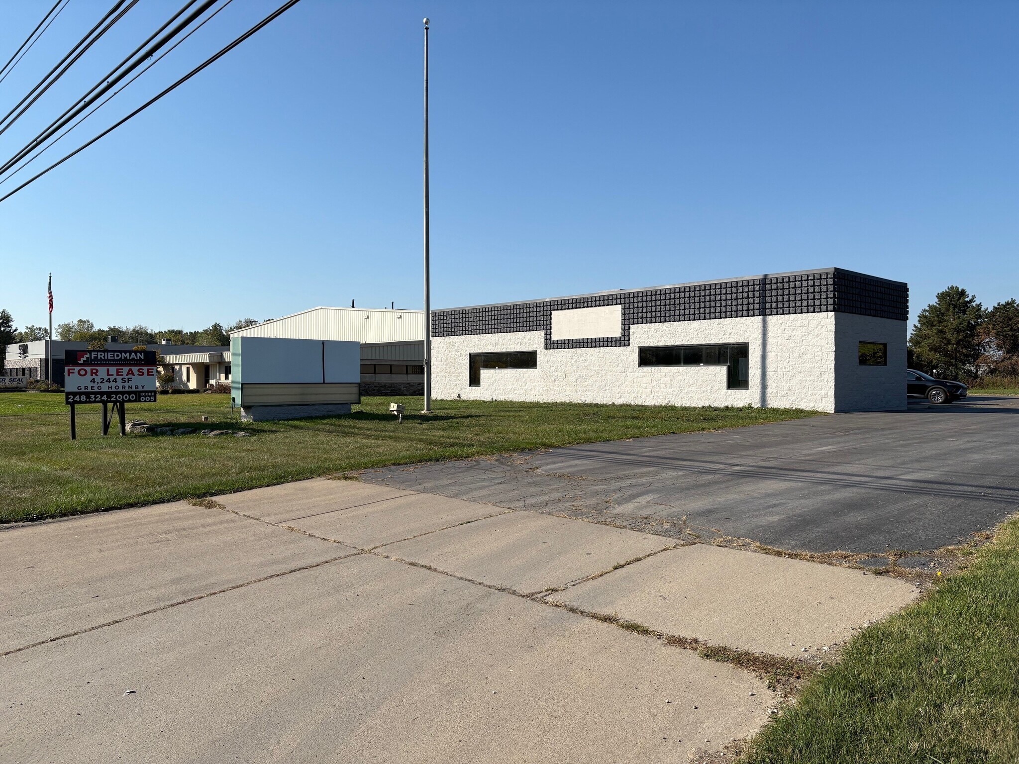 19200 Allen Rd, Trenton, MI for lease Building Photo- Image 1 of 10