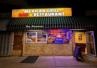 102-18 Roosevelt Ave, Corona, NY for lease Interior Photo- Image 1 of 2