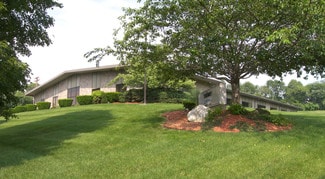 Plus de détails pour 193 Marsh Hill Rd, Orange, CT - Local d'activités à louer