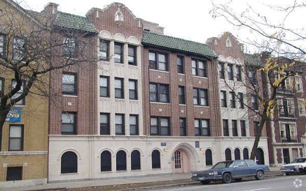 4625 S Drexel Blvd, Chicago, IL à vendre - Photo du bâtiment - Image 3 de 21