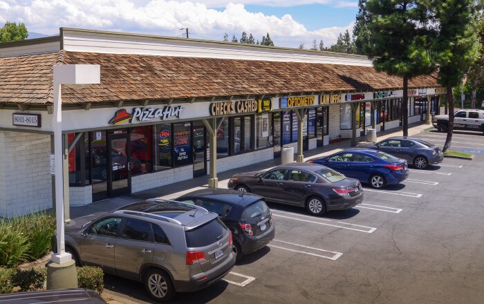 8001-8081 Archibald Ave, Rancho Cucamonga, CA à louer - Photo du bâtiment - Image 3 de 4