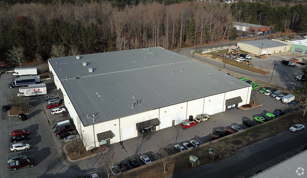 3216 Spottswood St, Raleigh, NC à louer - Photo du bâtiment - Image 1 de 8