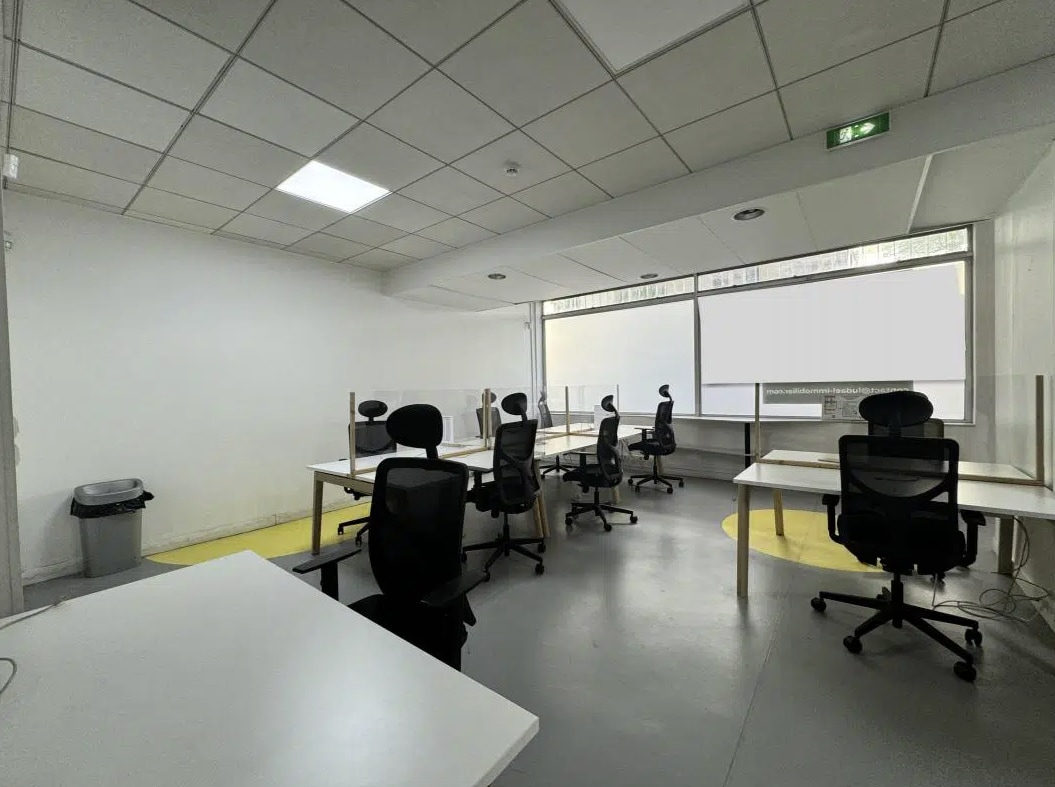 Courbevoie, HDS 92400 - Unité 1 - - Photo intérieure - Image 1 of 5