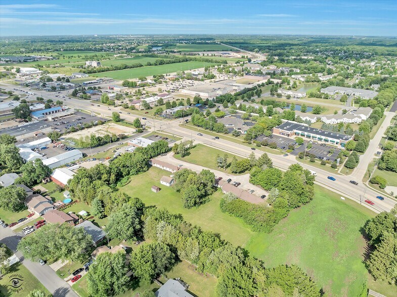 1015 N Bridge St, Yorkville, IL à vendre - Photo du bâtiment - Image 3 de 16