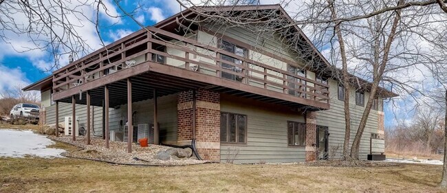 More details for 2987 Yarmouth Greenway Dr, Madison, WI - Office for Sale