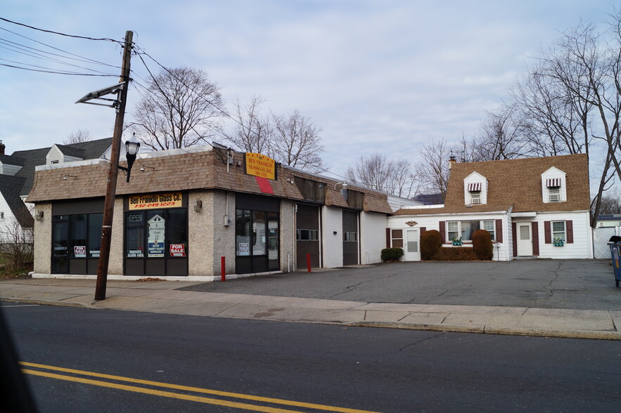 751 Hamilton St, Somerset, NJ à vendre - Photo du bâtiment - Image 1 de 1