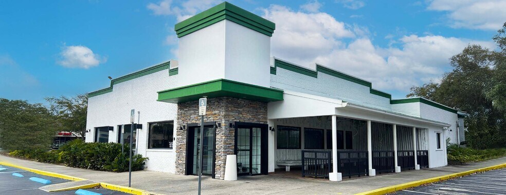 12103 Collegiate Way, Orlando, FL à louer - Photo du bâtiment - Image 1 de 6