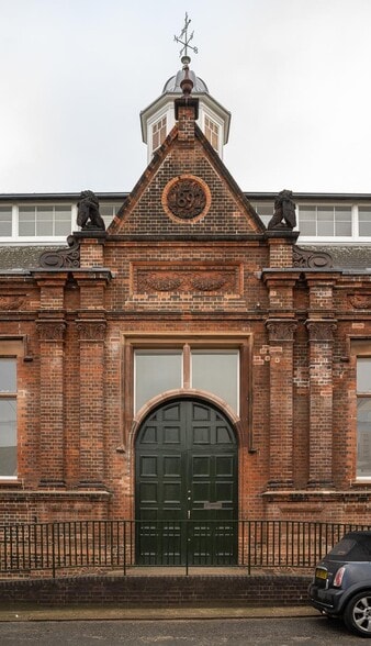 Mill Rd, Cambridge à vendre - Photo du bâtiment - Image 2 de 7