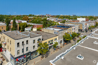 1563-1567 Av Du Mont-Royal E, Montréal, QC - Aérien  Vue de la carte